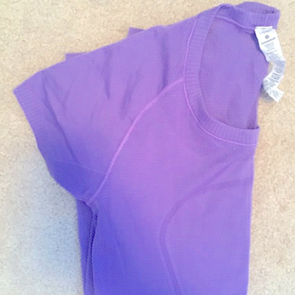 Purple lululemon swiftly tech